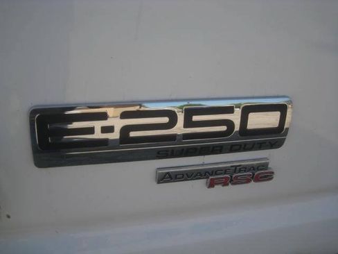 Used 2014 Ford E-250 and Econoline 250 w/ Power Group RWD image 9