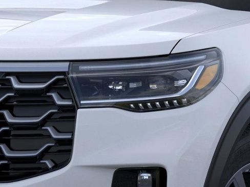 New 2026 Ford Explorer Platinum image 18