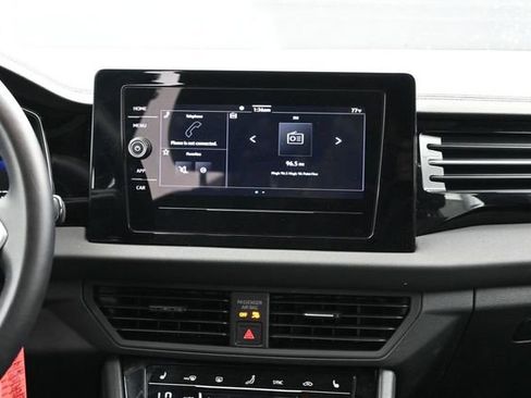 Used 2025 Volkswagen Jetta Sport FWD image 7