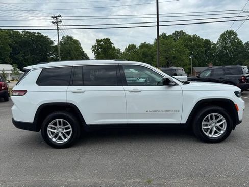 Used 2024 Jeep Grand Cherokee L Laredo AWD/4WD image 10