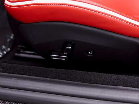 Used 2022 Ferrari Portofino M RWD image 61