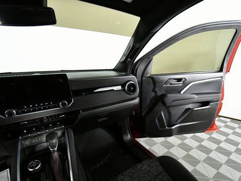 Used 2024 Chevrolet Colorado Z71 w/ Z71 Convenience Package 2 image 20