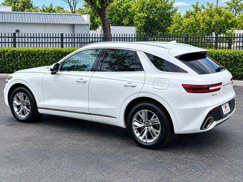Used 2022 Genesis GV70 2.5T AWD/4WD image 4
