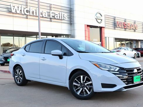 New 2025 Nissan Versa SV w/ Trunk Package FWD image 1