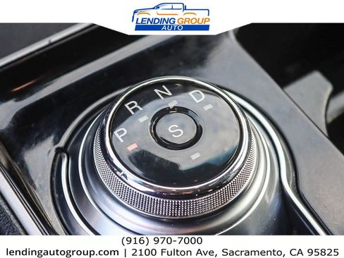 Used 2020 Ford Edge SEL image 18