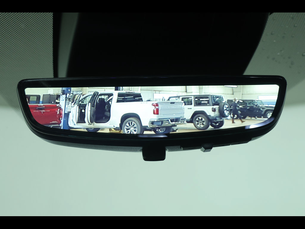 Used 2023 Chevrolet Tahoe Premier AWD/4WD image 18