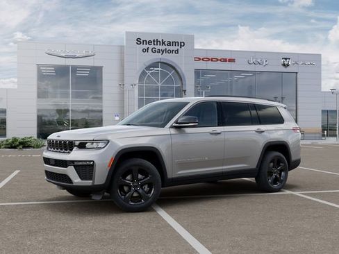New 2026 Jeep Grand Cherokee L Limited w/ Limited Altitude Package image 2