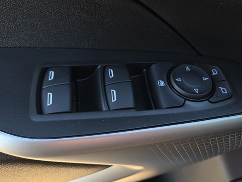 New 2026 Chevrolet Trax RS image 32