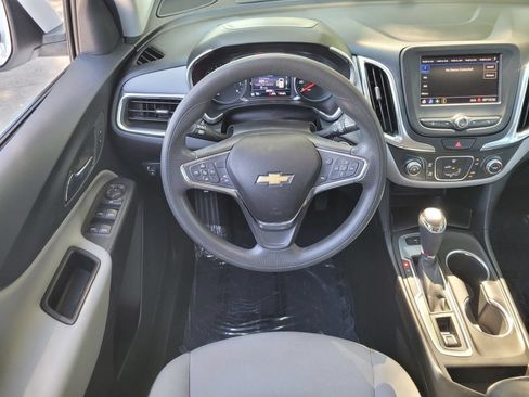 Used 2020 Chevrolet Equinox LT w/ LPO, Floor Liner Package AWD/4WD image 11