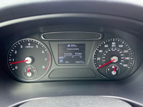 Used 2020 Kia Sorento S FWD image 14