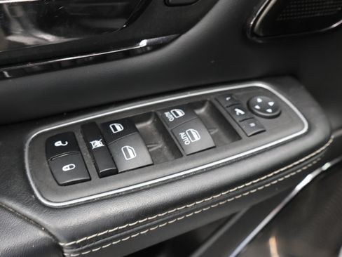 Used 2023 RAM 1500 Limited w/ Night Edition AWD/4WD image 42