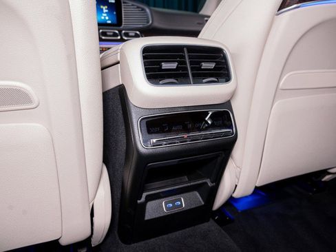 Certified 2026 Mercedes-Benz GLS 450 4MATIC image 28