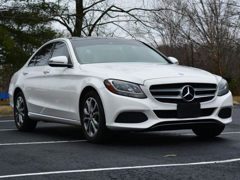 Used 2016 Mercedes-Benz C 300 4MATIC Sedan image 3
