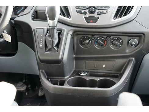 Used 2015 Ford Transit 150 XLT image 24