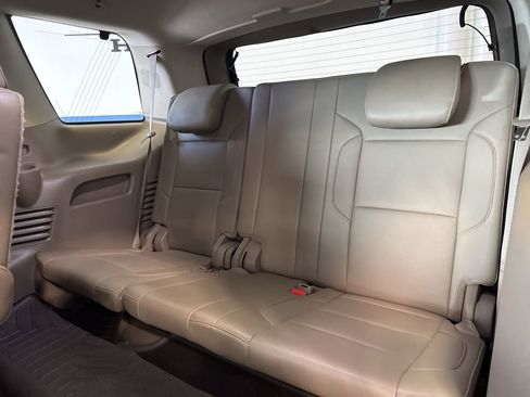 Used 2016 Chevrolet Tahoe LTZ AWD/4WD image 27
