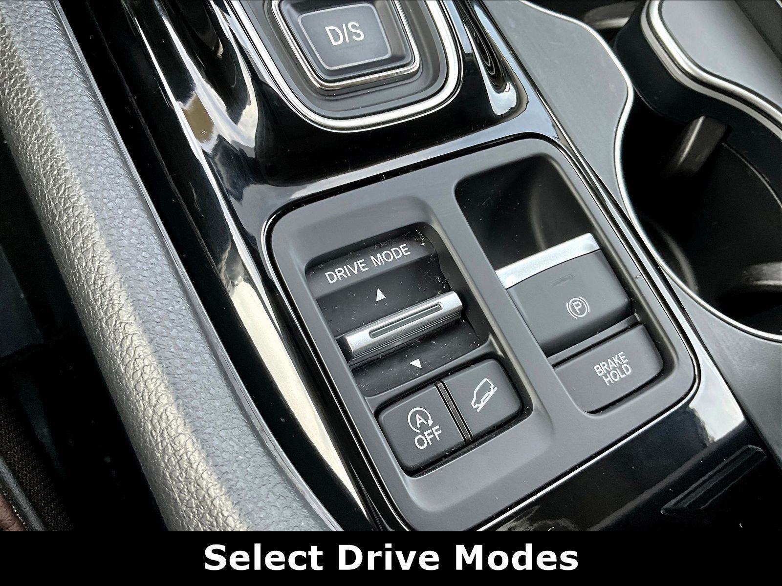 Used 2025 Honda Pilot Elite image 15