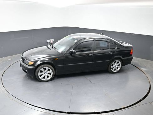 Used 2002 BMW 325i Sedan RWD image 40