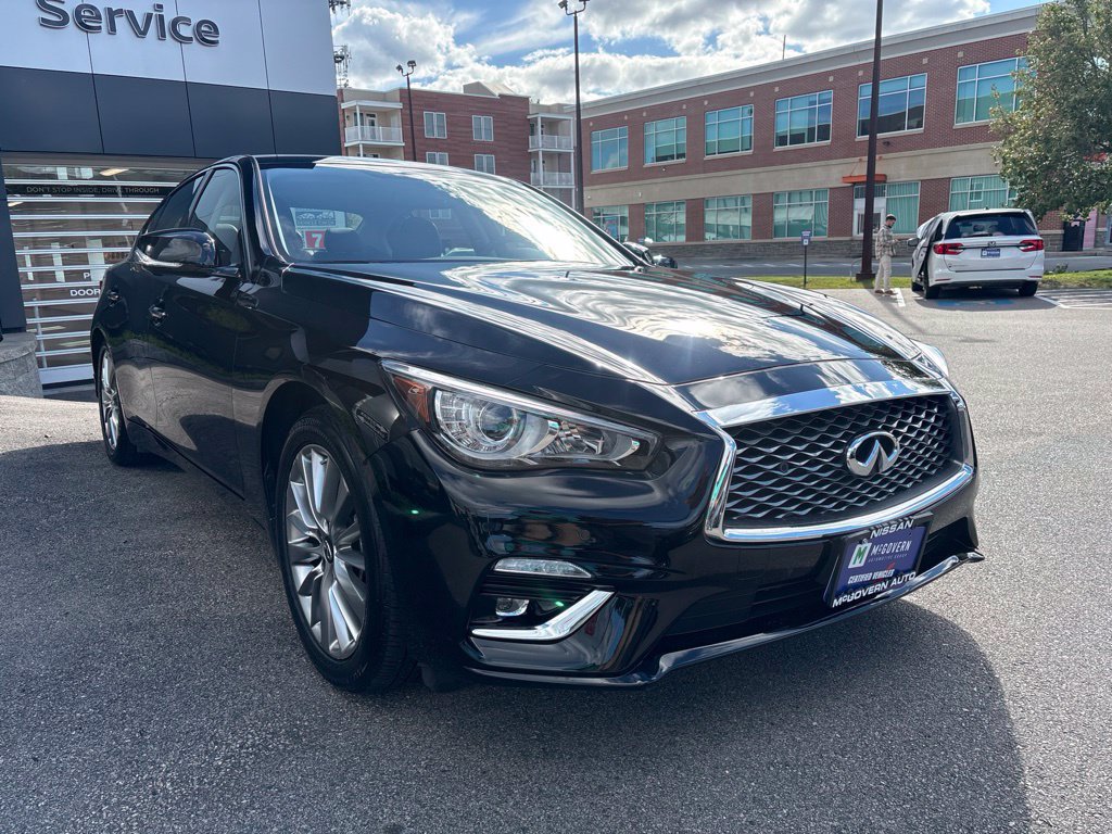 Used 2023 INFINITI Q50 Luxe w/ Cargo Package AWD/4WD image 5