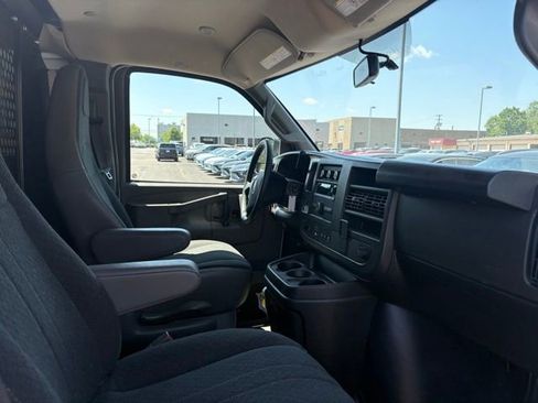 Used 2024 Chevrolet Express 2500 w/ Driver Convenience Package RWD image 17