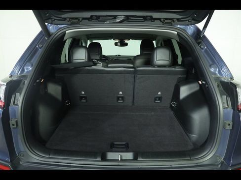 Used 2020 Jeep Cherokee Latitude Plus w/ Comfort/Convenience Group image 14