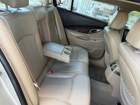 Used 2010 Buick LaCrosse CXL w/ Luxury Package image 17