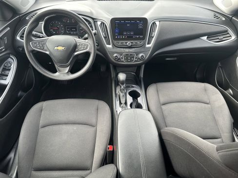 Used 2024 Chevrolet Malibu LT image 22