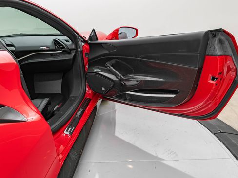 Certified 2020 Ferrari 488 Pista Coupe RWD image 19