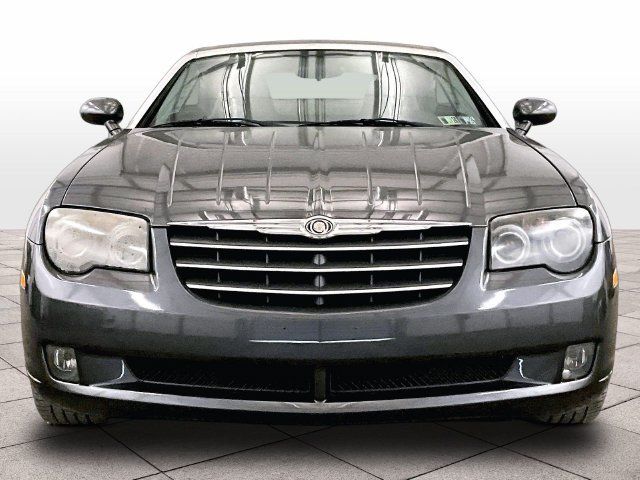 Used 2005 Chrysler Crossfire Limited RWD image 3
