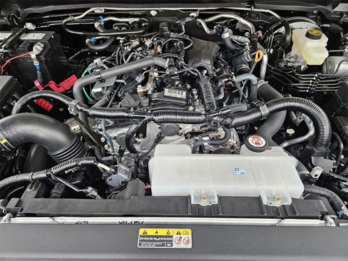 New 2025 Toyota Tacoma SR5 w/ Blackout Package (GST) image 22