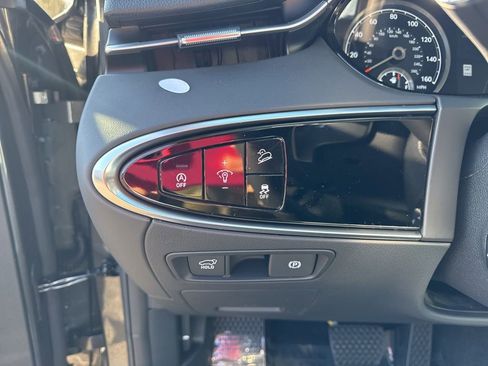 Used 2025 Genesis GV70 2.5T Select w/ Select Package image 38