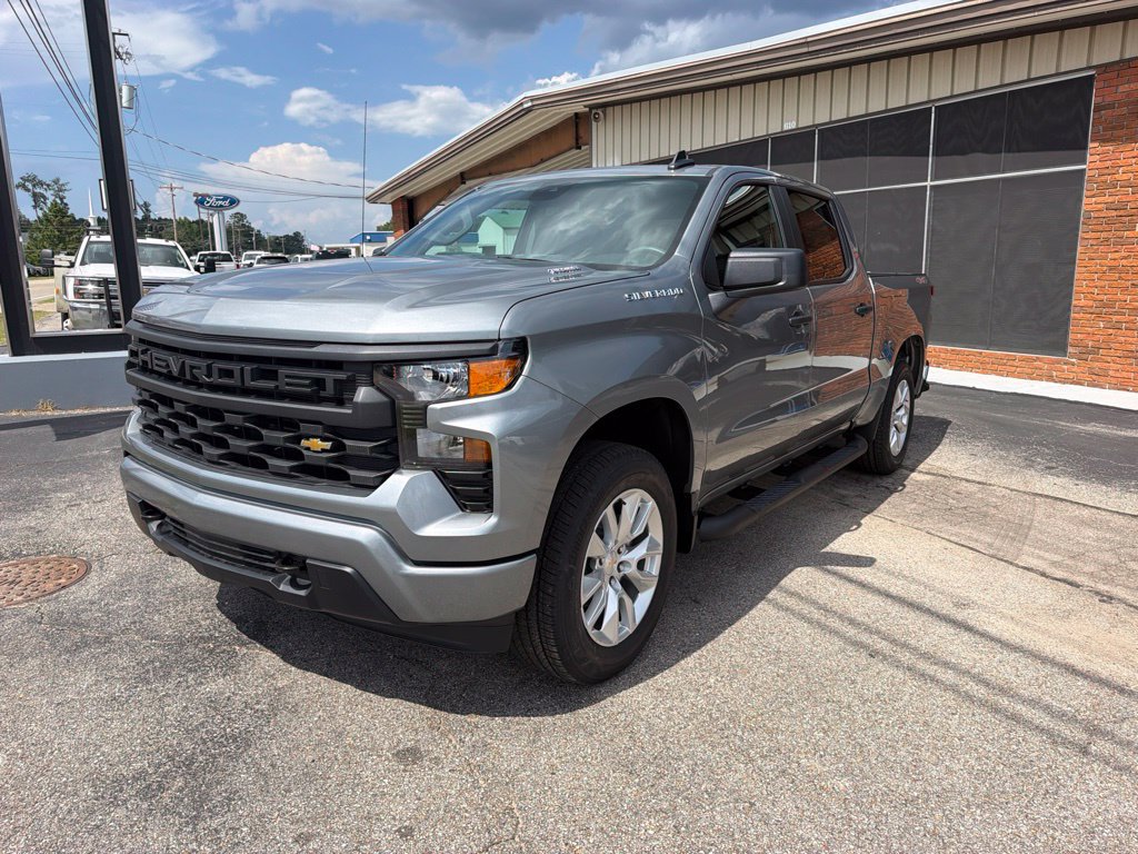 New 2026 Chevrolet Silverado 1500 Custom AWD/4WD image 1