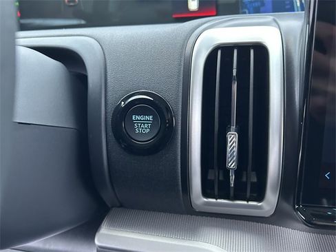 New 2025 Ford Expedition Max Active image 12