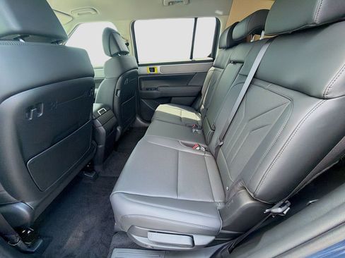 New 2026 Hyundai Santa Fe SEL FWD image 17