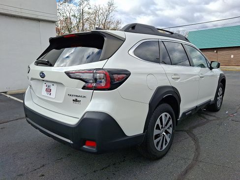Certified 2023 Subaru Outback Premium image 7
