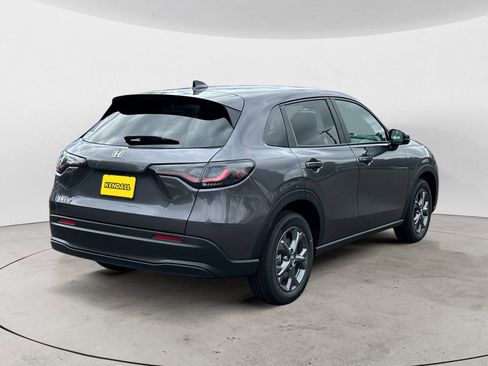 Used 2026 Honda HR-V LX image 5