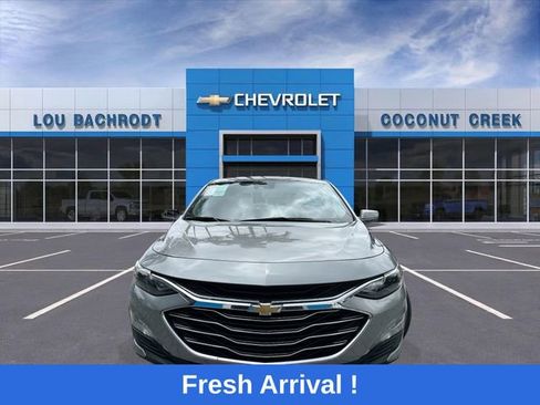 Used 2023 Chevrolet Malibu LT FWD image 3