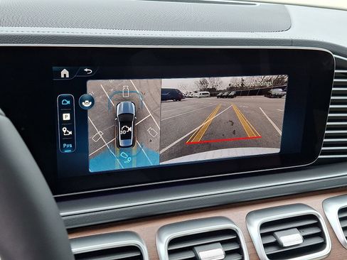 New 2026 Mercedes-Benz GLE 450 4MATIC image 14