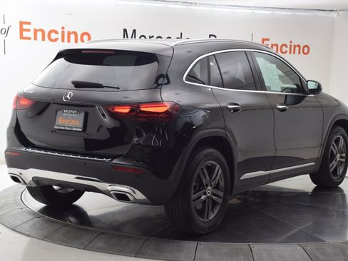 Certified 2025 Mercedes-Benz GLA 250 image 6