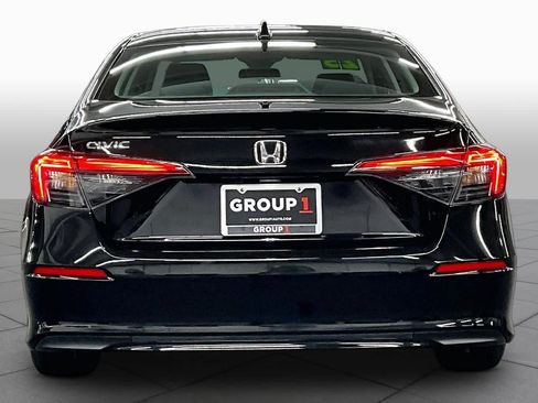 Used 2023 Honda Civic EX image 4