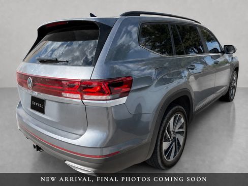 Used 2024 Volkswagen Atlas SE FWD image 5
