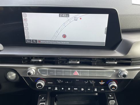 Used 2024 Kia Telluride S image 28