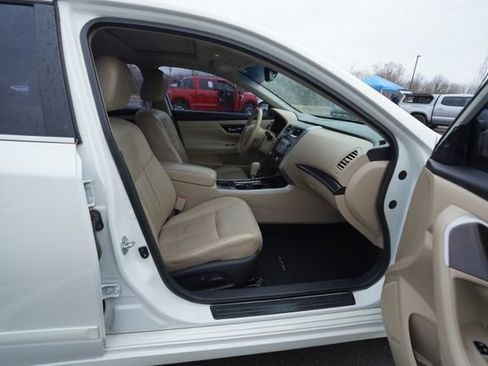 Used 2015 Nissan Altima 2.5 SL w/ Technology Package image 20