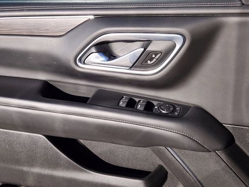 Used 2021 Chevrolet Tahoe LS image 28