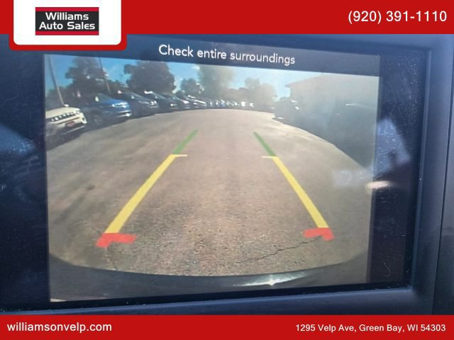 Used 2019 Chrysler Pacifica Touring-L FWD image 19