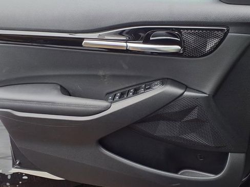 New 2026 Kia Seltos S AWD/4WD image 15