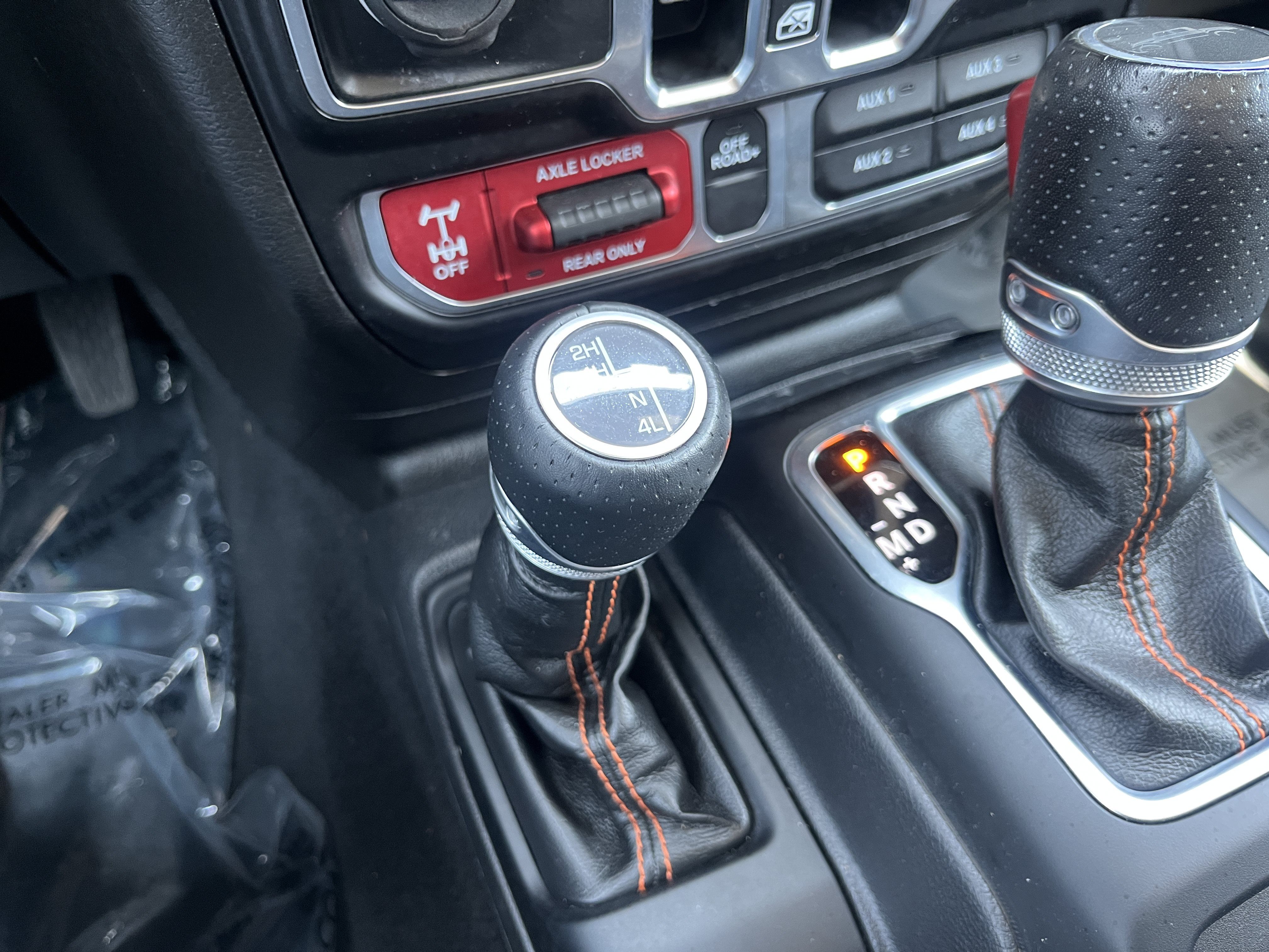 Used 2023 Jeep Gladiator Mojave w/ LED Lighting Group AWD/4WD image 28