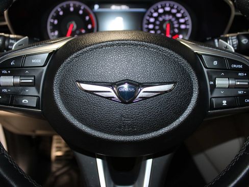 Used 2019 Genesis G70 3.3T Advanced RWD image 22