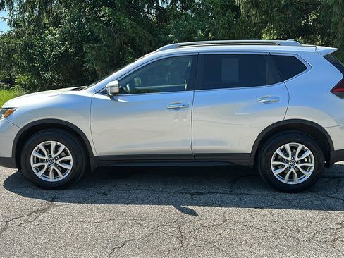 Certified 2018 Nissan Rogue SV w/ Premium Package AWD/4WD image 28