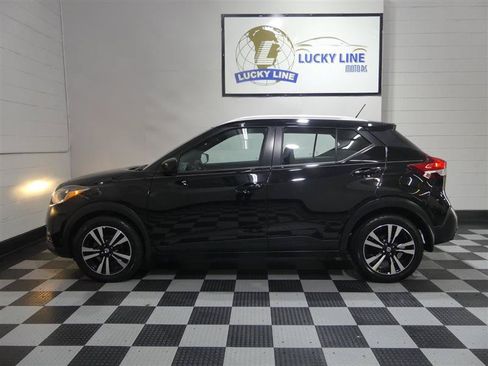 Used 2019 Nissan Kicks SV FWD image 7