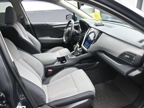 Used 2024 Subaru Outback Premium AWD/4WD image 27